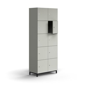 Skříň QBUS, 10 uzamykatelných boxů, nohy, 2020x800x420 mm, černá, světle šedá