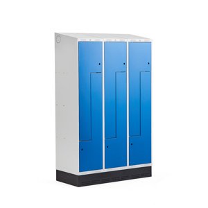 Šatní skříňka Classic Z, šikmá střecha, se soklem, 3 sekce, 6 dveří, 2050x1200x550 mm, modré dveře